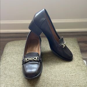 Elegant Brown Leather Loafers with Heel and Gold Accent